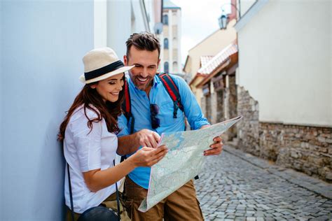 付き合う 前 旅行|付き合う前に旅行へ誘う3つの男性心理/泊まり旅で注 .